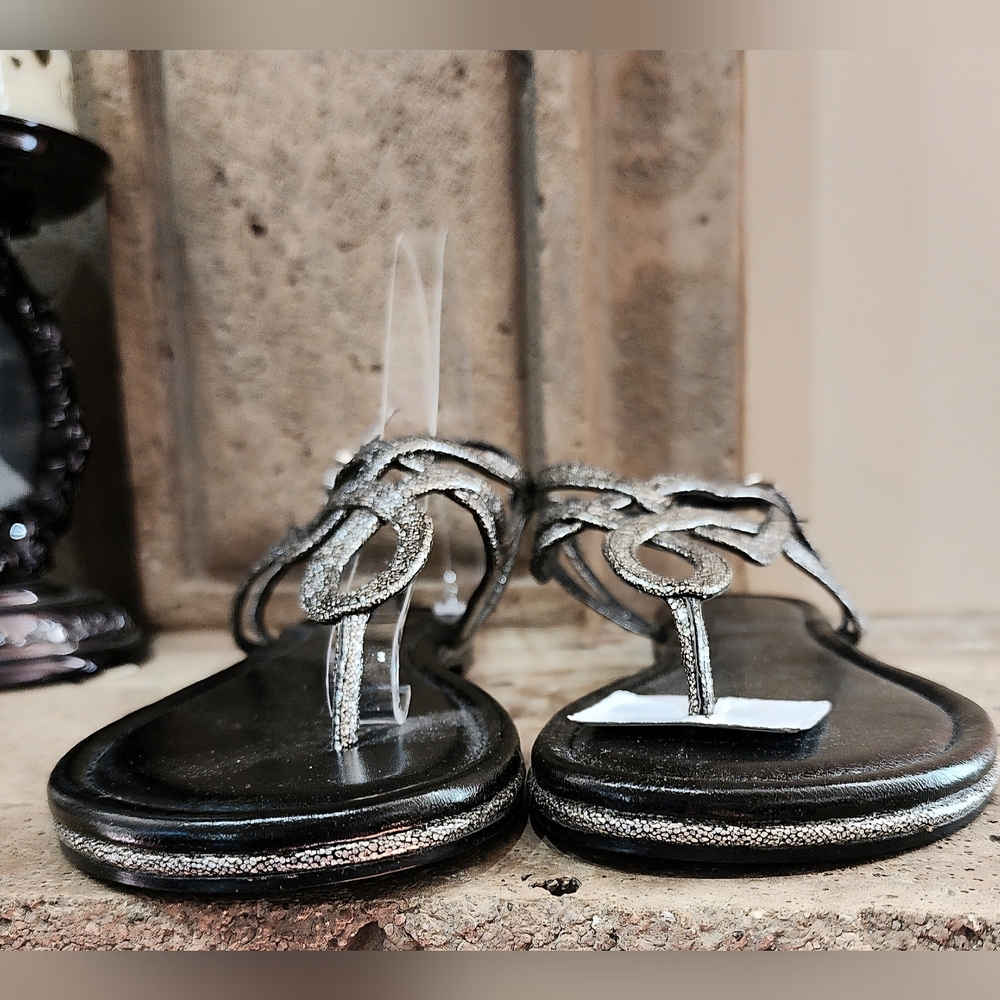NWOB Kelly and Katie Peggie Slingback Metallic Sandals Size 9.5 - Picture 2 of 12